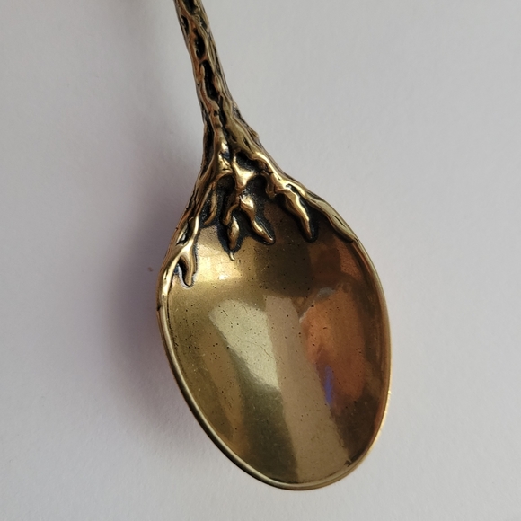 Eucalyptus gum tree spoon by JJK Australia - Picture 8 of 12